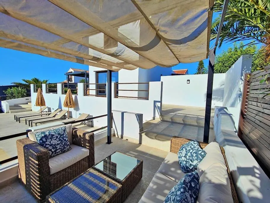 No 2. Stunning 4-Bedroom Villa With Large Pool La Oliva 0*,